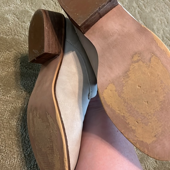 Boots - Picture 6 of 6